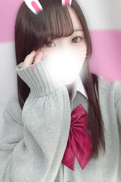 こころ(JK中退年齢18歳)