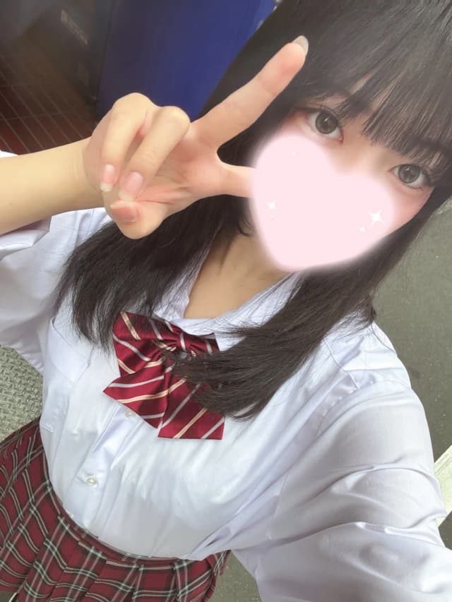 まや(JK上がりたて18歳)